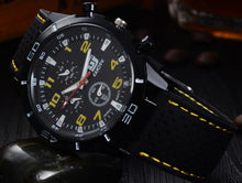 2017 new fashion casual watch man 3 eye brand luxury mountain climbing military silicone strap men quartz watch reloj hombre