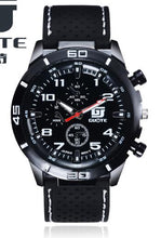 2017 new fashion casual watch man 3 eye brand luxury mountain climbing military silicone strap men quartz watch reloj hombre